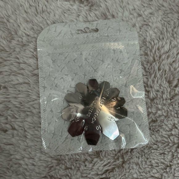 Nail design tool - Picture 3 of 3